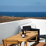 Kay 4 Holiday home La Santa